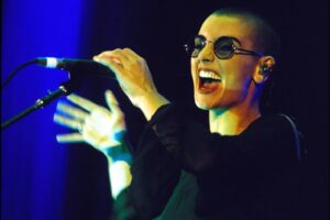 Sinead O'Connor in 1990, the year she became a global superstar. ALAIN BENAINOUS/GAMMA-RAPHO/GETTY IMAGES